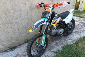 PIT BIKE 