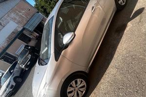 Peugeot 208 1.4 HDi 68 CV 3 porte Access
