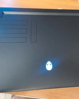 alienware m15r7 garanzia fino a 03/27