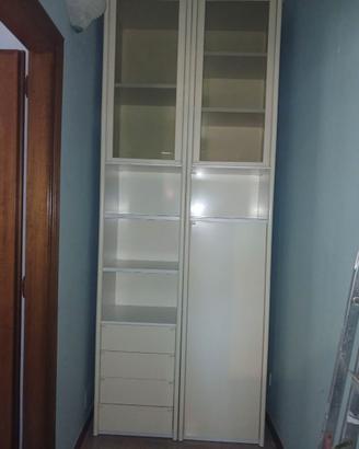 Vetrina a colonna in legno truciolato