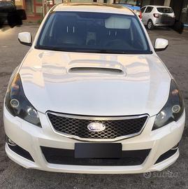 Subaru legacy V