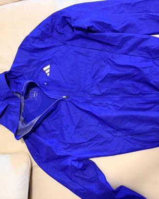Adidas Adizero giacca a vento con tecnologia Wind.