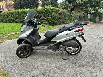 PIAGGIO MP3 300 LT ABS i.e.