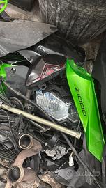 Ricambi Kawasaki Z1000 2011-2014