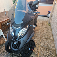 Piaggio mp3 350 sport