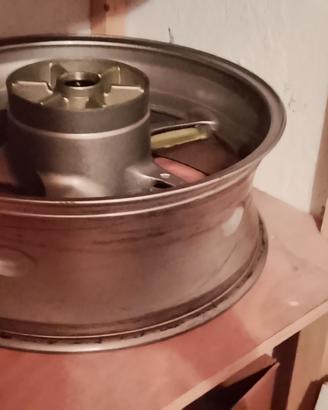 Cerchio posteriore originale R1 Yamaha 09