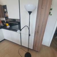 LAMPADA IKEA CON DOPPIO PUNTO LUCE