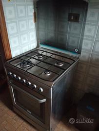 Cucina 4 fuochi 