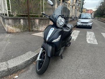 Beverly 350 Police 2019