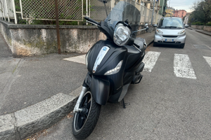 Beverly 350 Police 2019