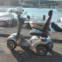 Carrozzina motorizzata NUOVA