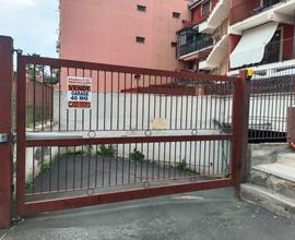Garage 40 mq in residence lineri