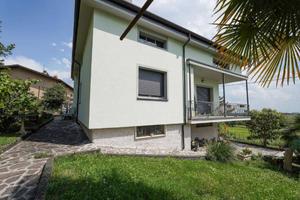 Villa di 198 m² con 4 locali e box auto doppio a S