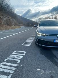 Golf 8 R line MANUALE 150cv
