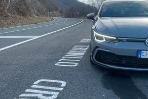 Golf 8 R line MANUALE 150cv