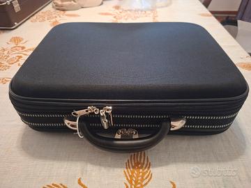 coppia di valigette