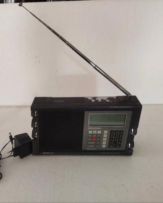 RADIO RICEVITORE GRUNDIG SATELLIT 700