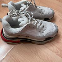 Scarpe balenciaga triple s