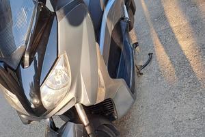 X max 250