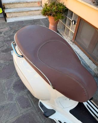 SELLA VESPA 125