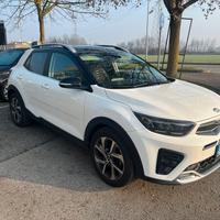 Kia Stonic 1.0 T-GDi 100 CV MHEV iMT GT Line