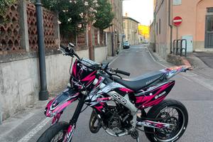 HM 70 six competion