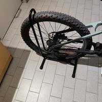 cavalletto porta bici da terra 