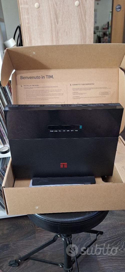 Router TIM HUB+ adsl-fibra - Informatica In vendita a Trieste