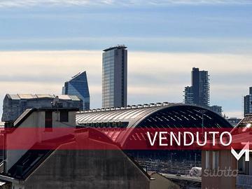 Appartamento di 110 m² con 4 locali e box auto a M