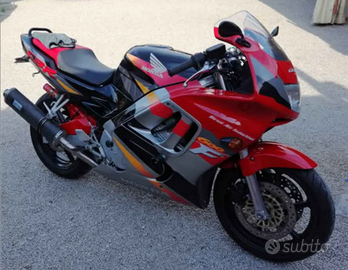 Honda CBR 600 f3 1995 asi