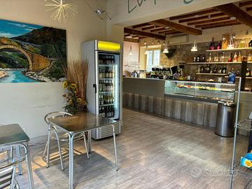 Attività di Bar/Tavola Calda/Pizzeria