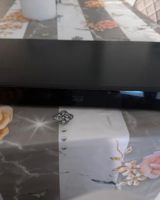 Lettore bluray LG bp420