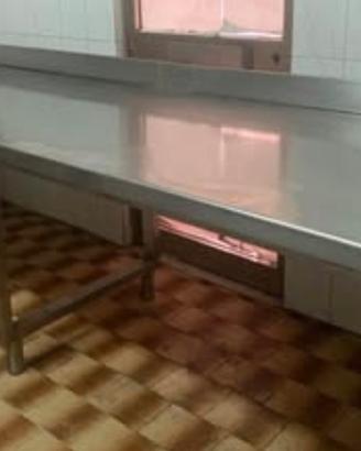 Tavolo acciaio inox OFFICINE BANO