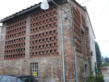 Rustico / Casale di 80 m² con 2 locali e posto aut