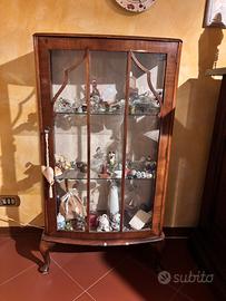 Vetrinetta con ripiani in vetro