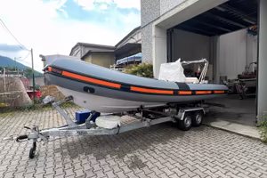 Gommone ASSO 640 + Mercury 135 cv + carrello