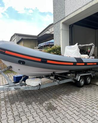 Gommone ASSO 640 + Mercury 135 cv + carrello