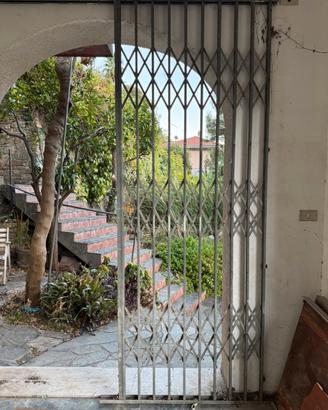 Serranda estensibile per garage, negozi, magazzini
