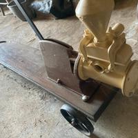 Pompa per vino vintage