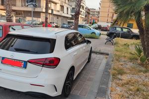 Mercedes classe A AMG premium 180 night edition 