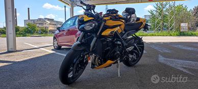 Triumph Street Triple Rs 2024