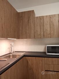 cucina ad angolo praticamente nuova usata 4 stag.