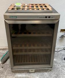 Cantinetta vini KlimaItalia refrigerata con vetro