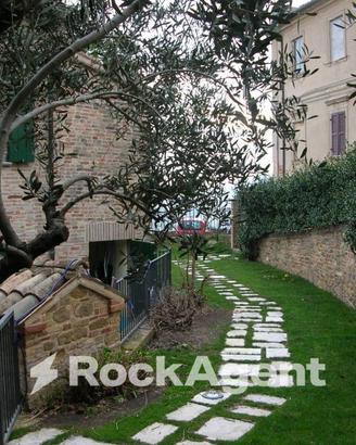 PALAZZO MONTECCHI VILLA D'EPOCA