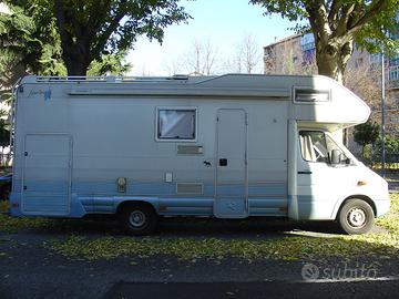 CAMPER RIMOR SUPERBRIGHT 727 TC - MERCEDES 312D