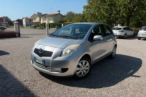 Toyota Yaris 1.0 3 porte Sol