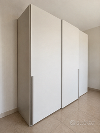 Armadio Sangiacomo scorrevole 3 ante 270x256