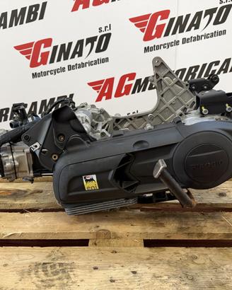 BLOCCO MOTORE COMPLETO M692M PIAGGIO BEVERLY 300 2