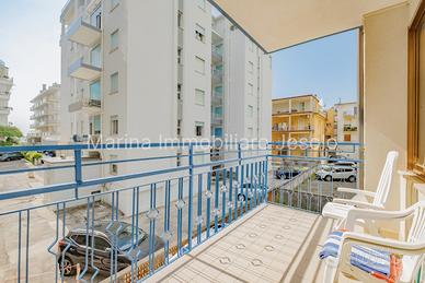APPARTAMENTO VISTA MARE SUL CORSO PRINCIPALE