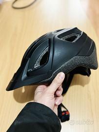 Casco per bicicletta nero